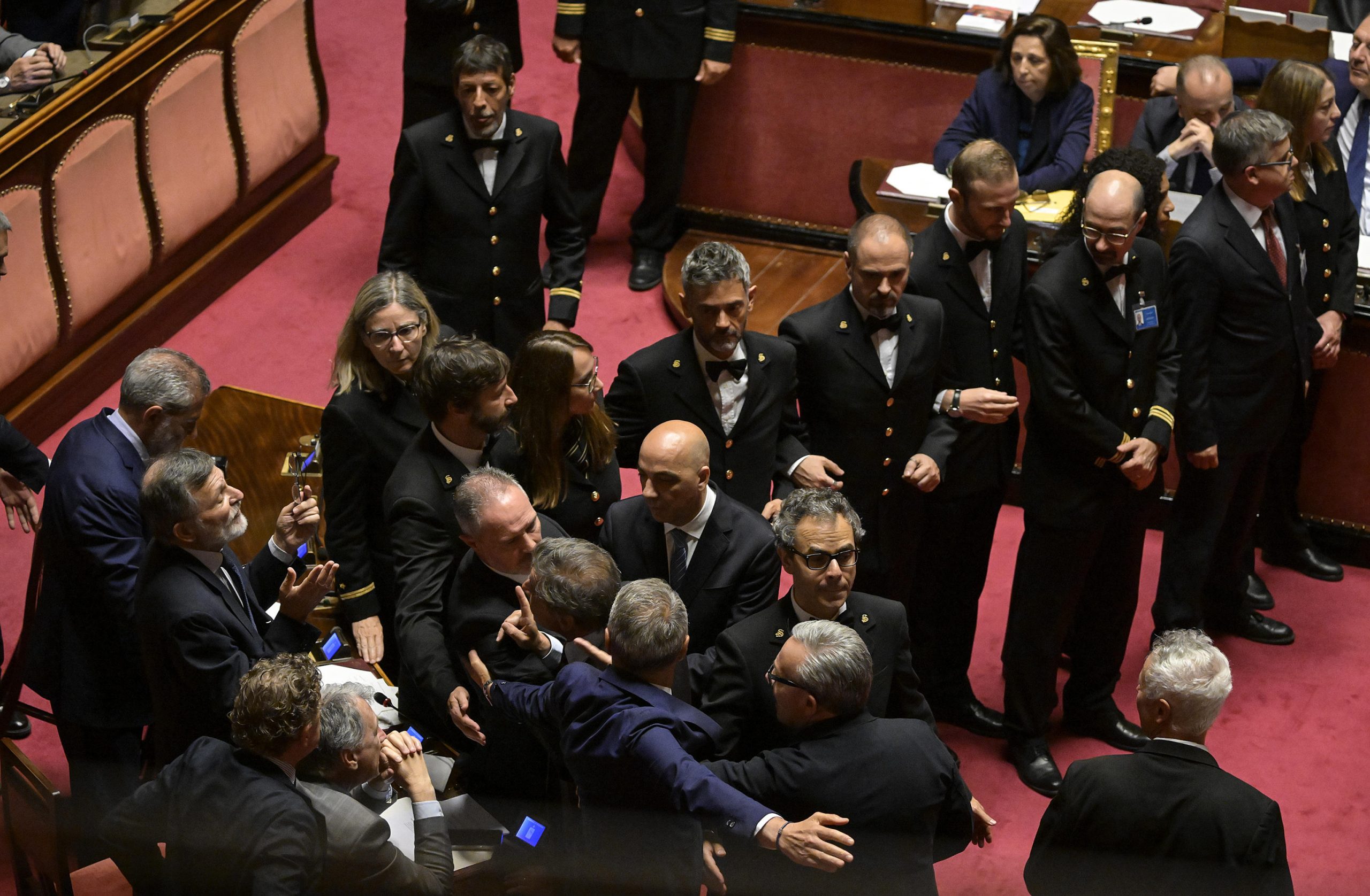 L’indecoroso spettacolo dell’opposizione sul Decreto Sicurezza L’indecoroso spettacolo dell’opposizione sul Decreto Sicurezza