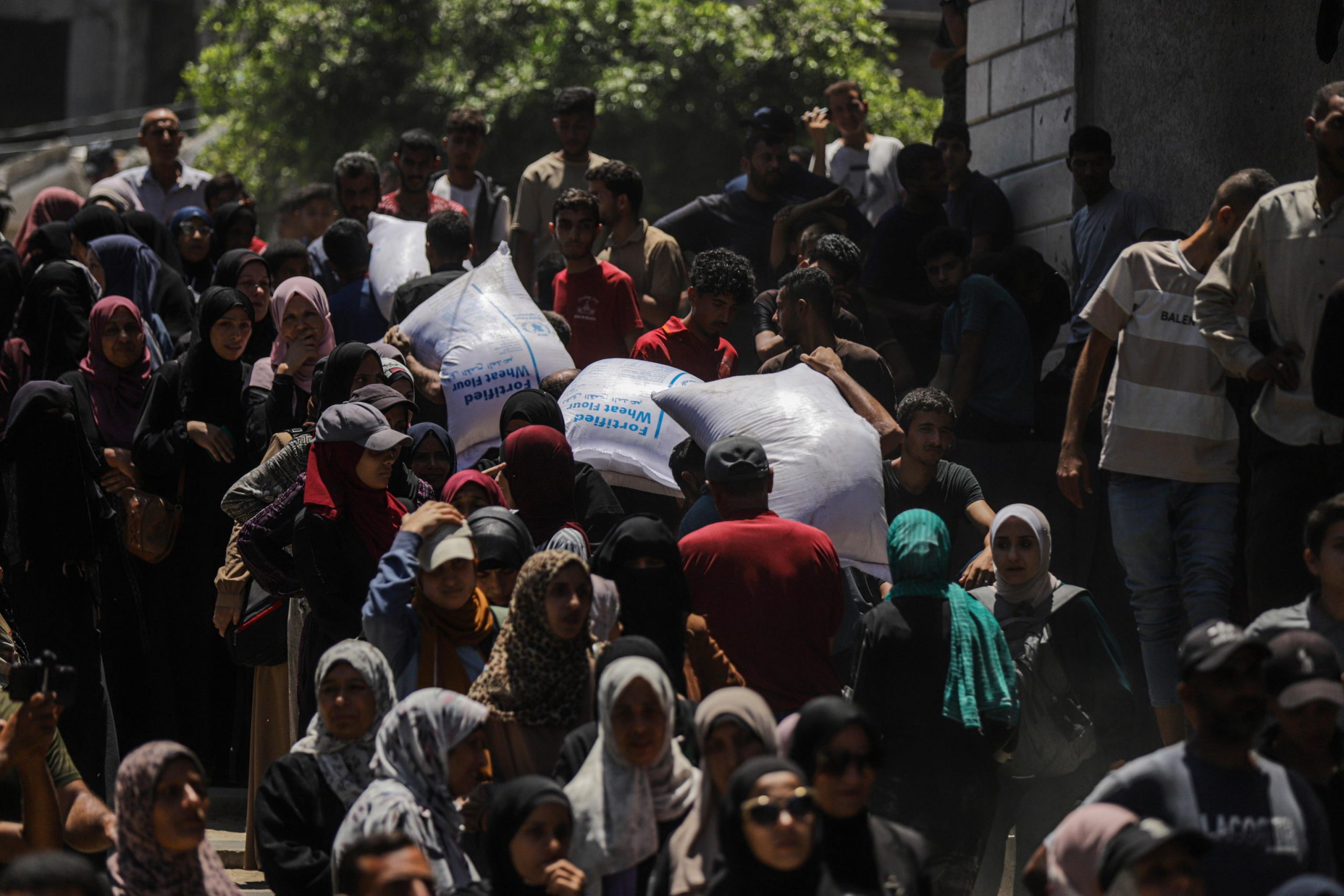 ancora piombo su gaza 18 morti al mercato deir al balah