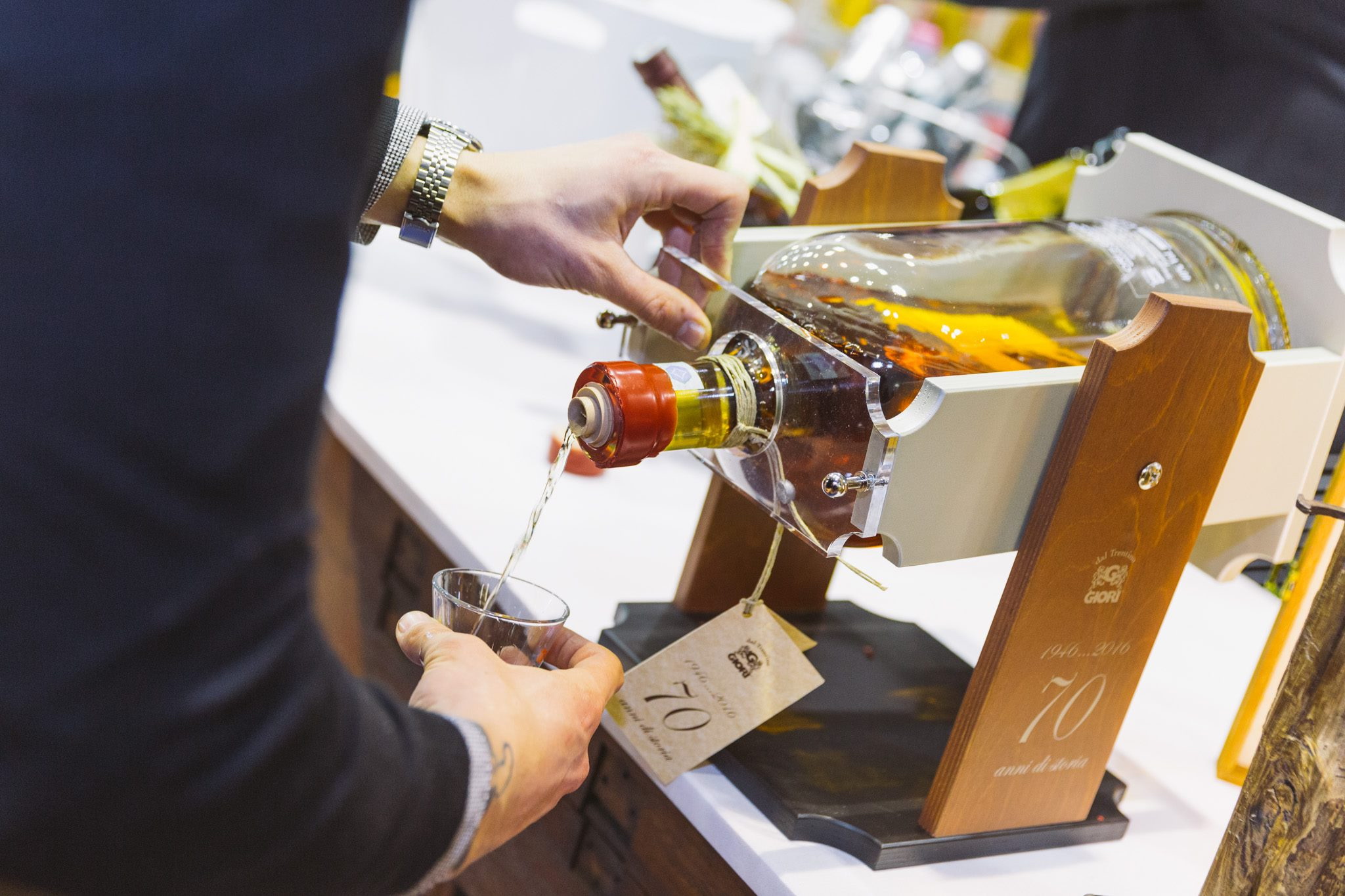 Whisky, il bicchiere mezzo vuoto: Jack Daniel’s frenato (anche) dai dazi Whisky, il bicchiere mezzo vuoto: Jack Daniel’s frenato (anche) dai dazi