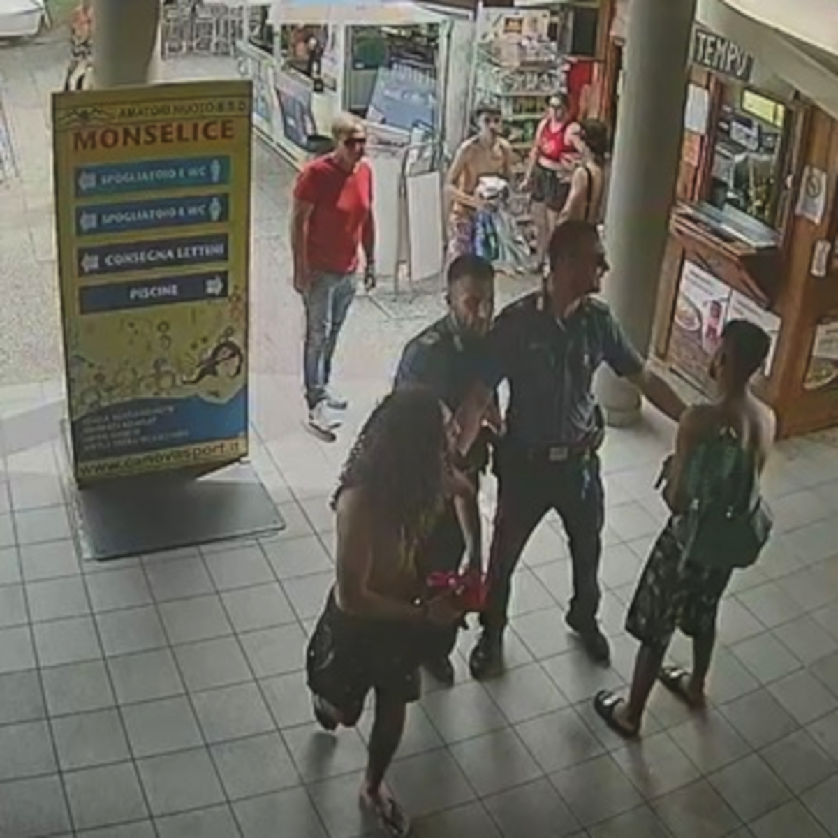 baby touch233 e la deriva della maleducazione monselice aggressione in piscina