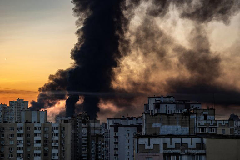 Il negoziato Russia Ucraina. Si lavora all’accordo ma Mosca continua a bombardare Il negoziato Russia Ucraina. Si lavora all’accordo ma Mosca continua a bombardare