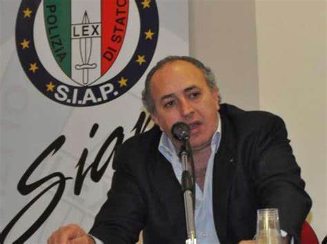 Siap: “L’imam tiktoker di Bologna va espulso” Siap: “L’imam tiktoker di Bologna va espulso”