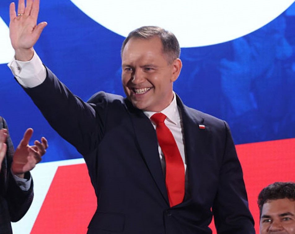 in polonia navrocki di misura su trzaskowski tusk a rischio