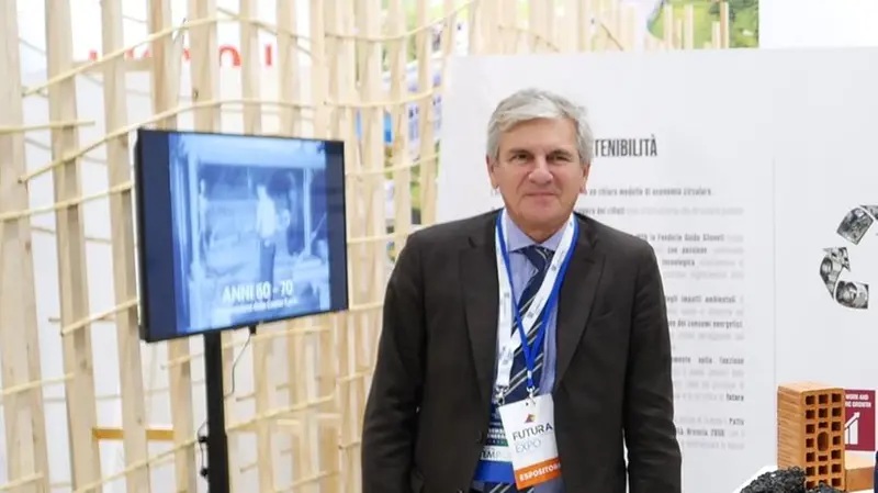 L’intervista – Roberto Dalla Bona: “L’Italia supporti le imprese manifatturiere con…” L’intervista – Roberto Dalla Bona: “L’Italia supporti le imprese manifatturiere con…”