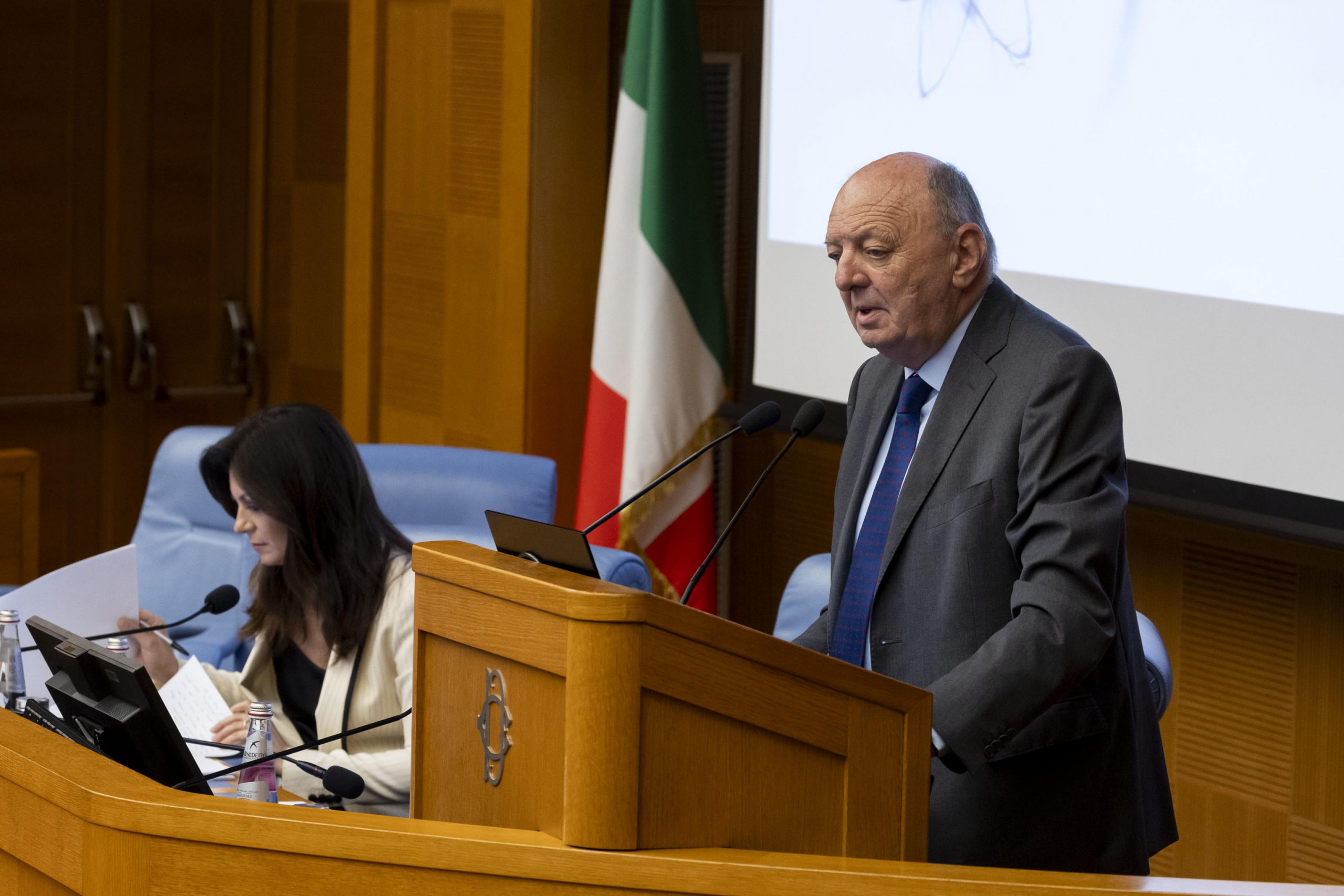 Lo studio Confindustria: “Ecco quanto vale il nucleare” Lo studio Confindustria: “Ecco quanto vale il nucleare”