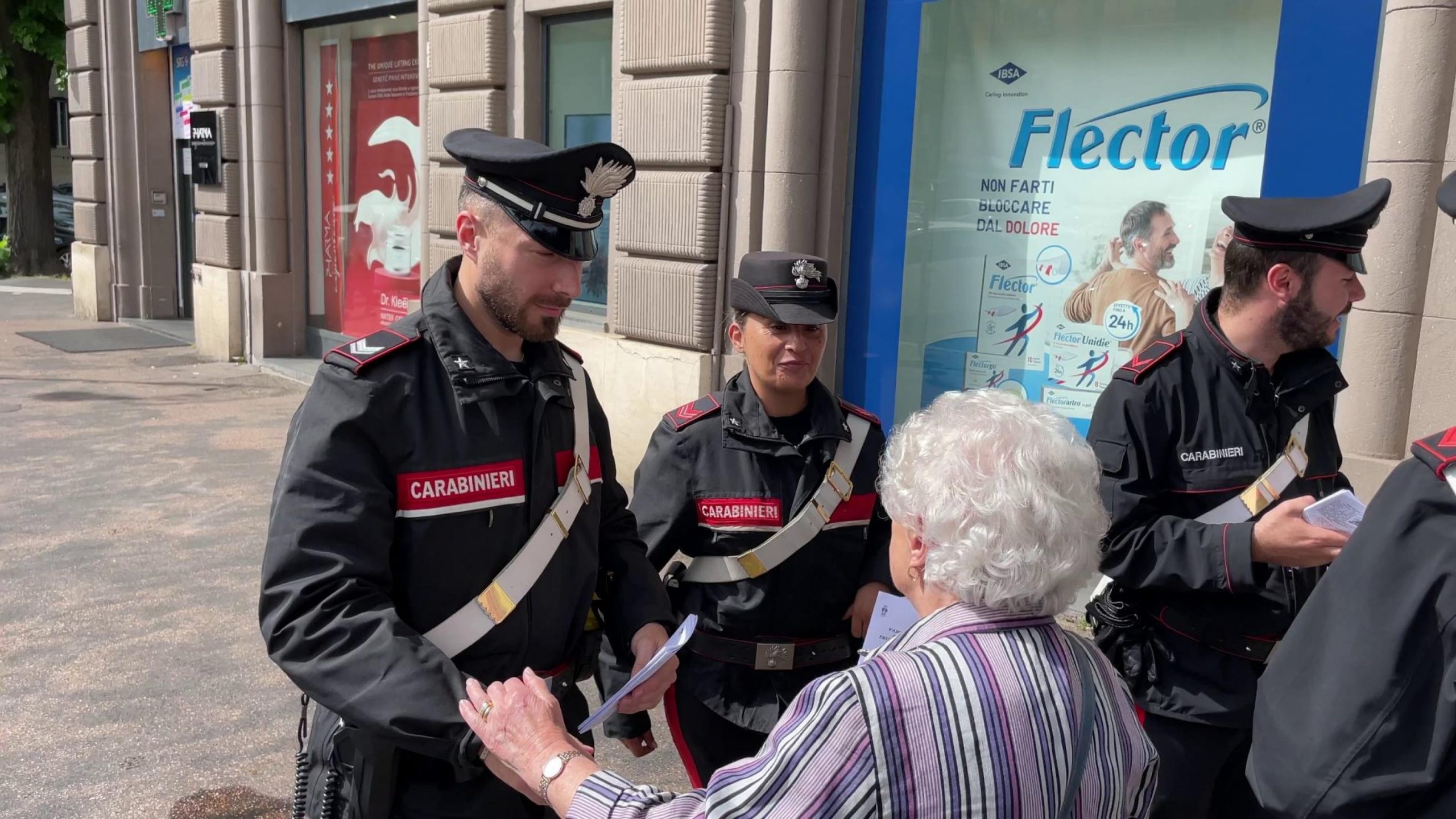 Il cronista detective: sventa la truffa dei finti carabinieri all’anziana zia e fa bloccare il malvivente Il cronista detective: sventa la truffa dei finti carabinieri all’anziana zia e fa bloccare il malvivente
