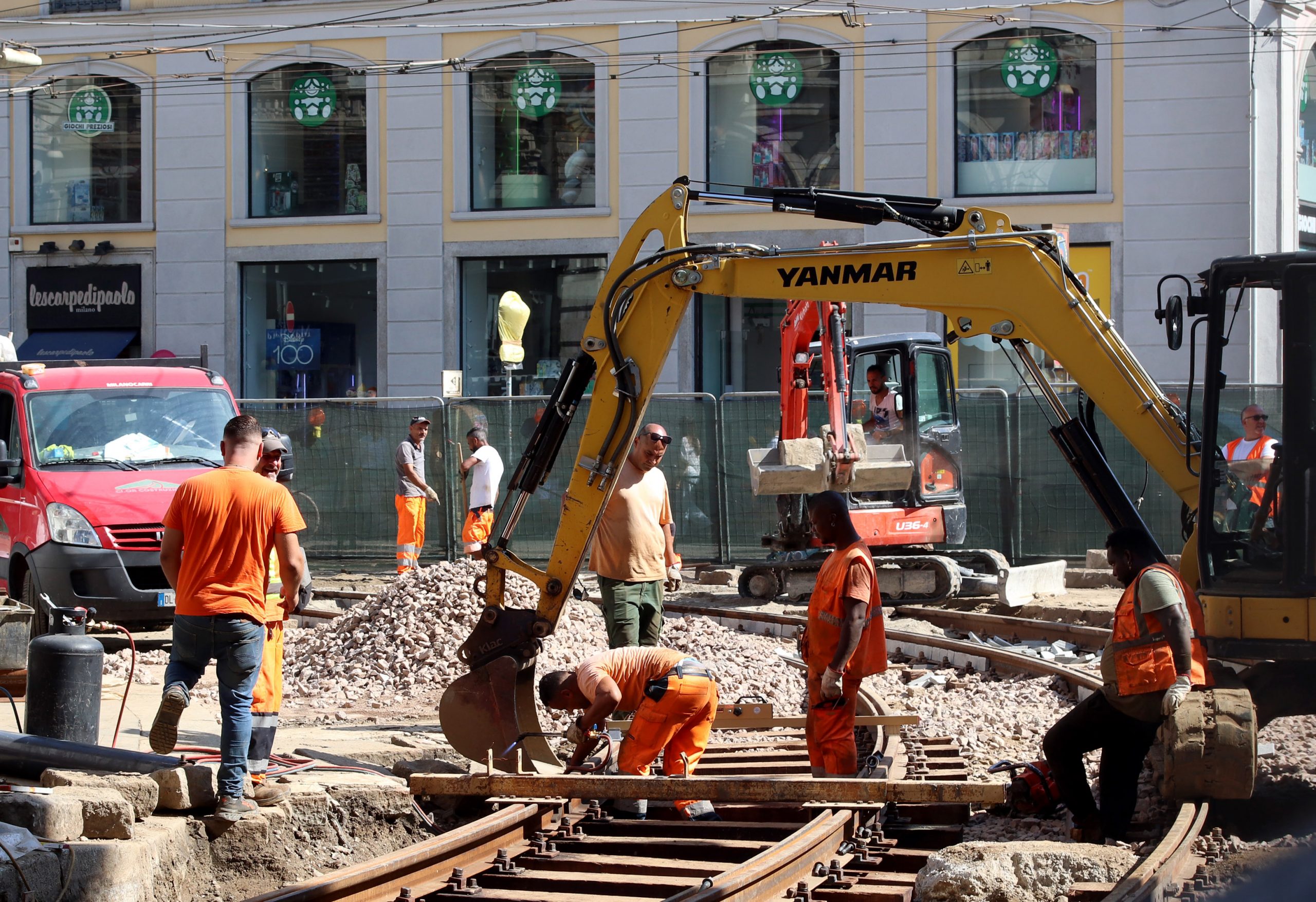 Maltempo e caldo estremo: due morti tra alluvioni e cantieri Maltempo e caldo estremo: due morti tra alluvioni e cantieri
