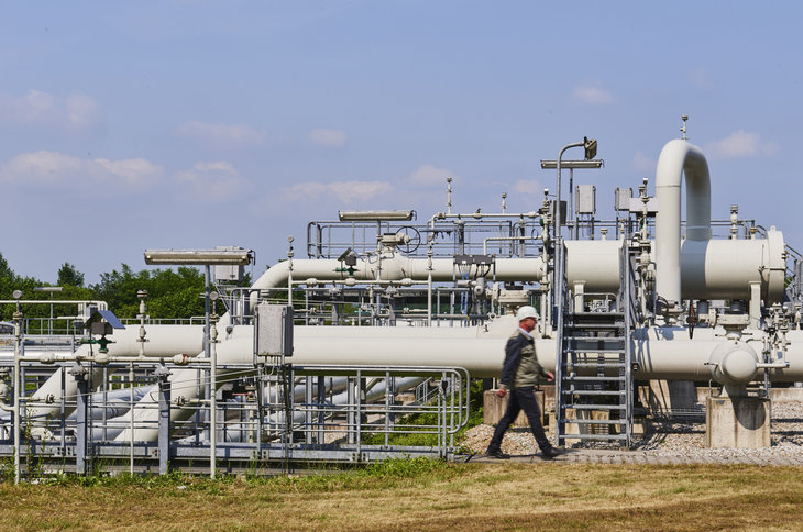 tempi del nucleare ragioni del gas l8217italia alla sfida dell8217energia