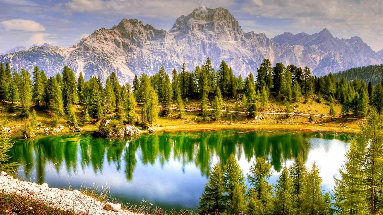 Val Masino, la montagna che non fa scena. Laboratori, escursioni e silenzio senza posa Val Masino, la montagna che non fa scena. Laboratori, escursioni e silenzio senza posa