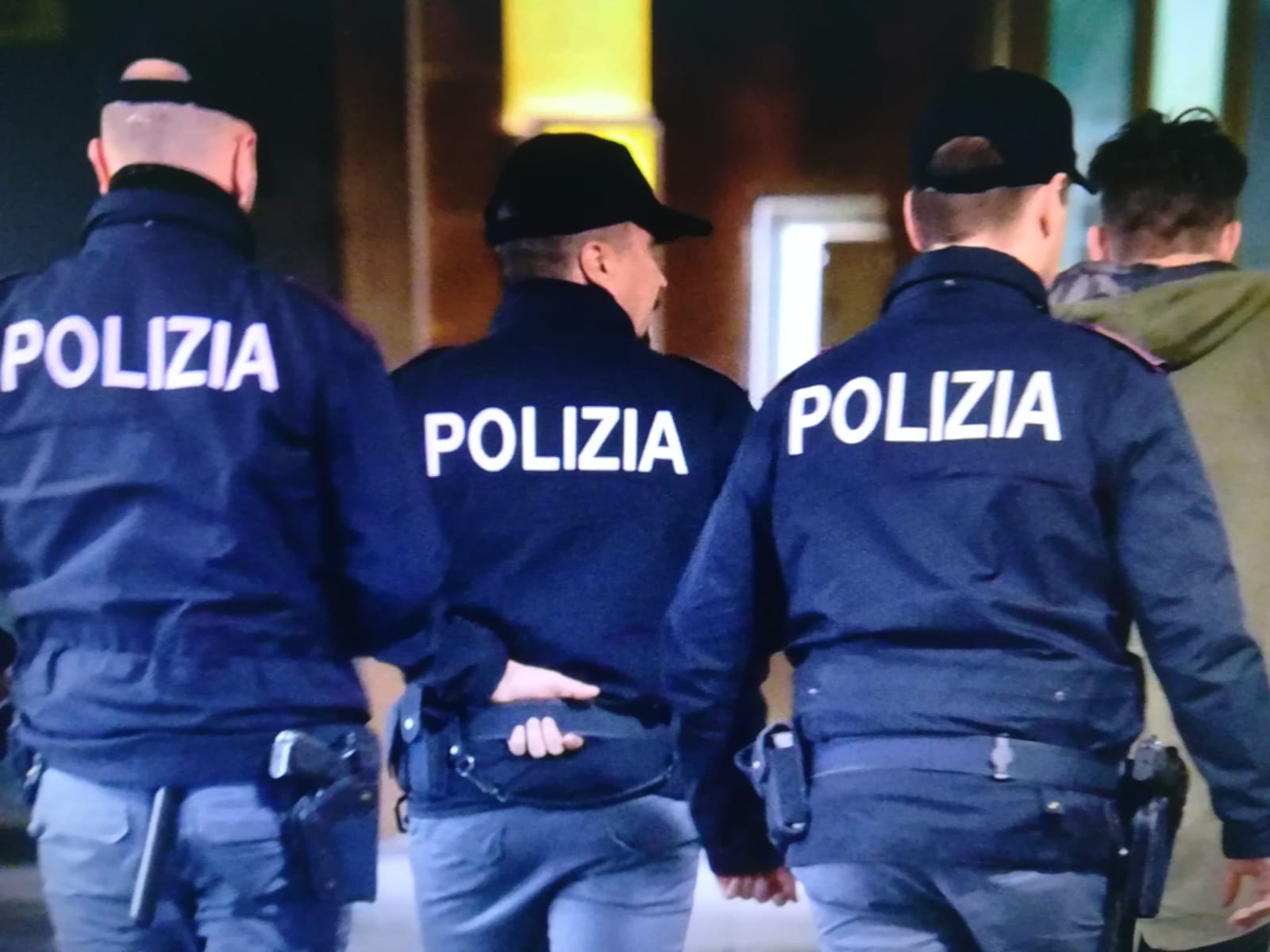 spaccate e furti l8217allarme dei commercianti