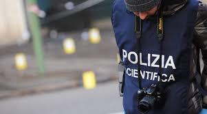 torino violenta un morto caccia all8217uomo dalla notte