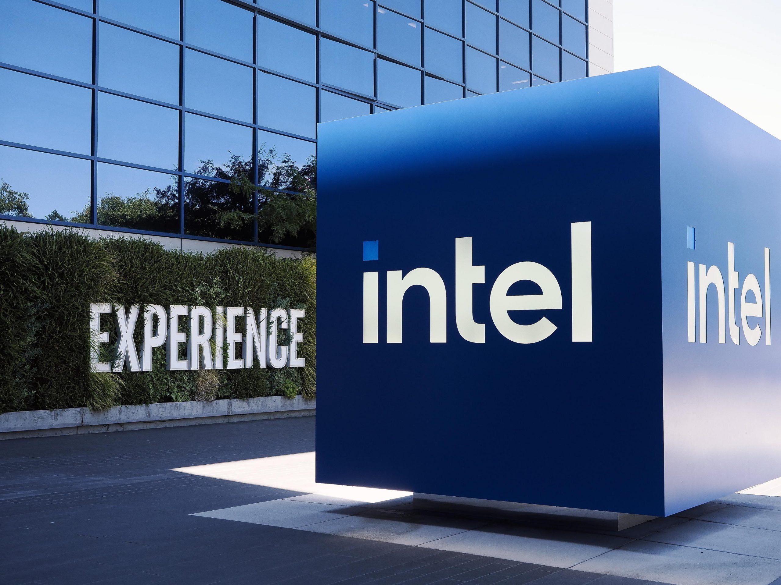 il mondo nel mirino 8211 germania l8217addio di intel e la reazione a catena