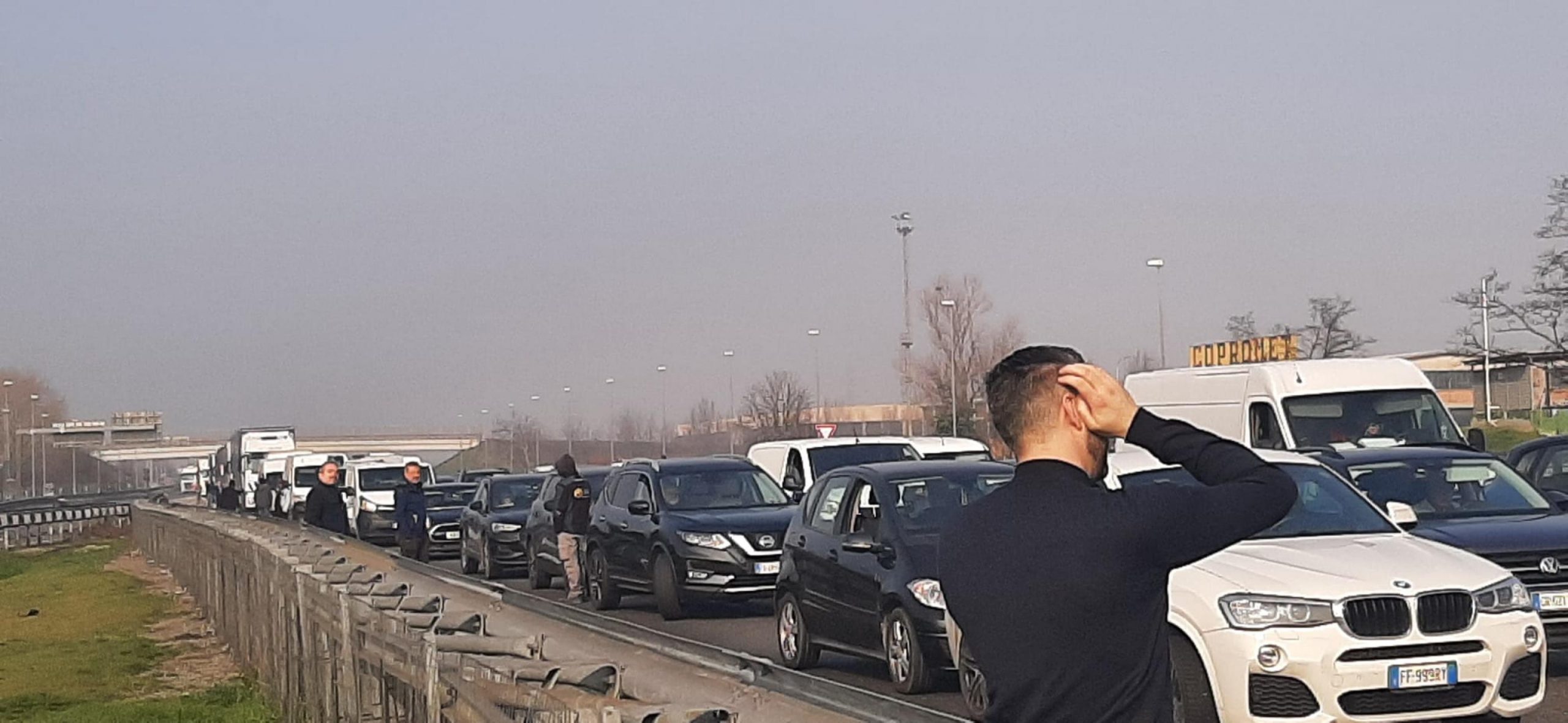tragico schianto sulla a21 muore 46enne grave una 12enne