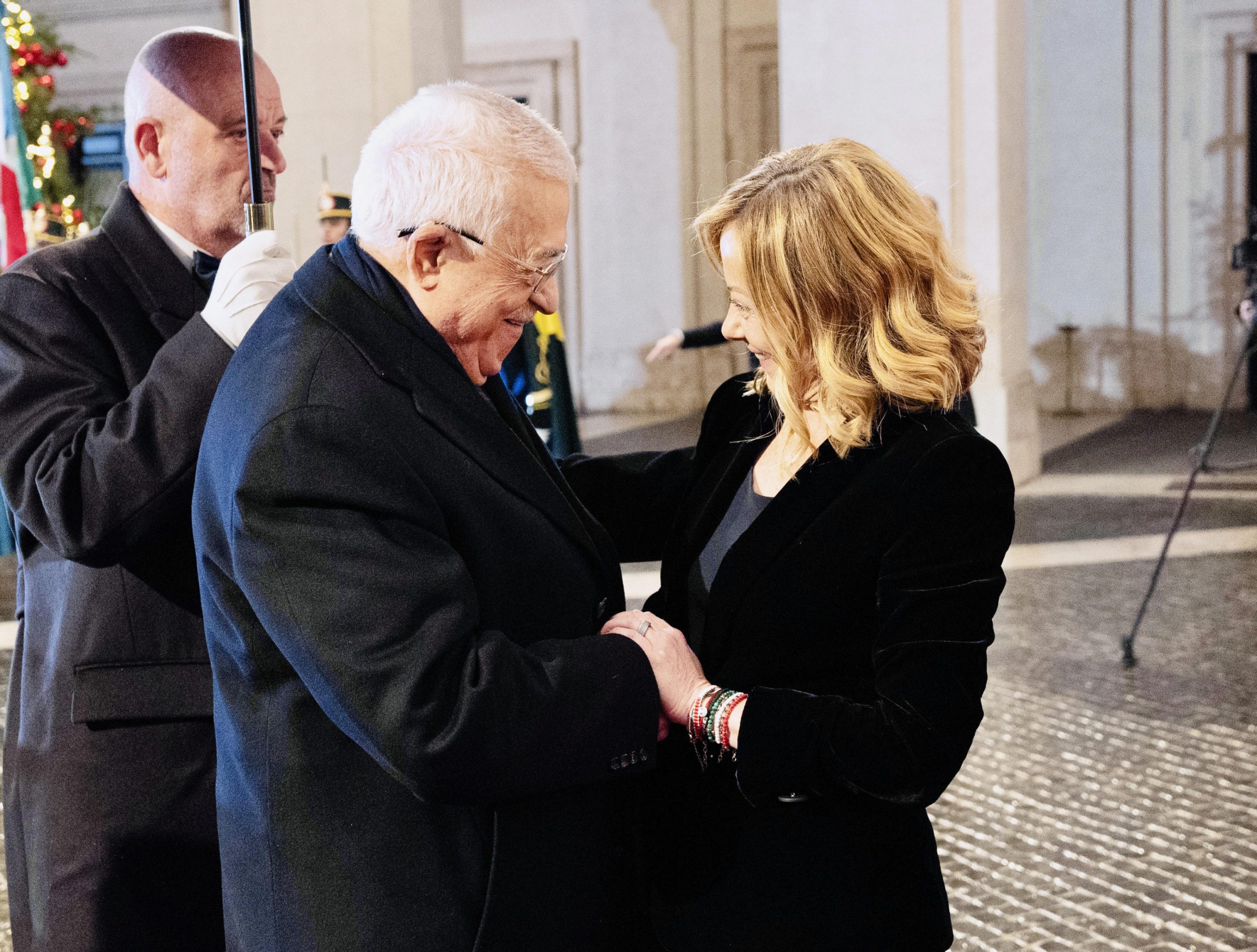 meloni sente abbas preoccupati dall8217escalation militare