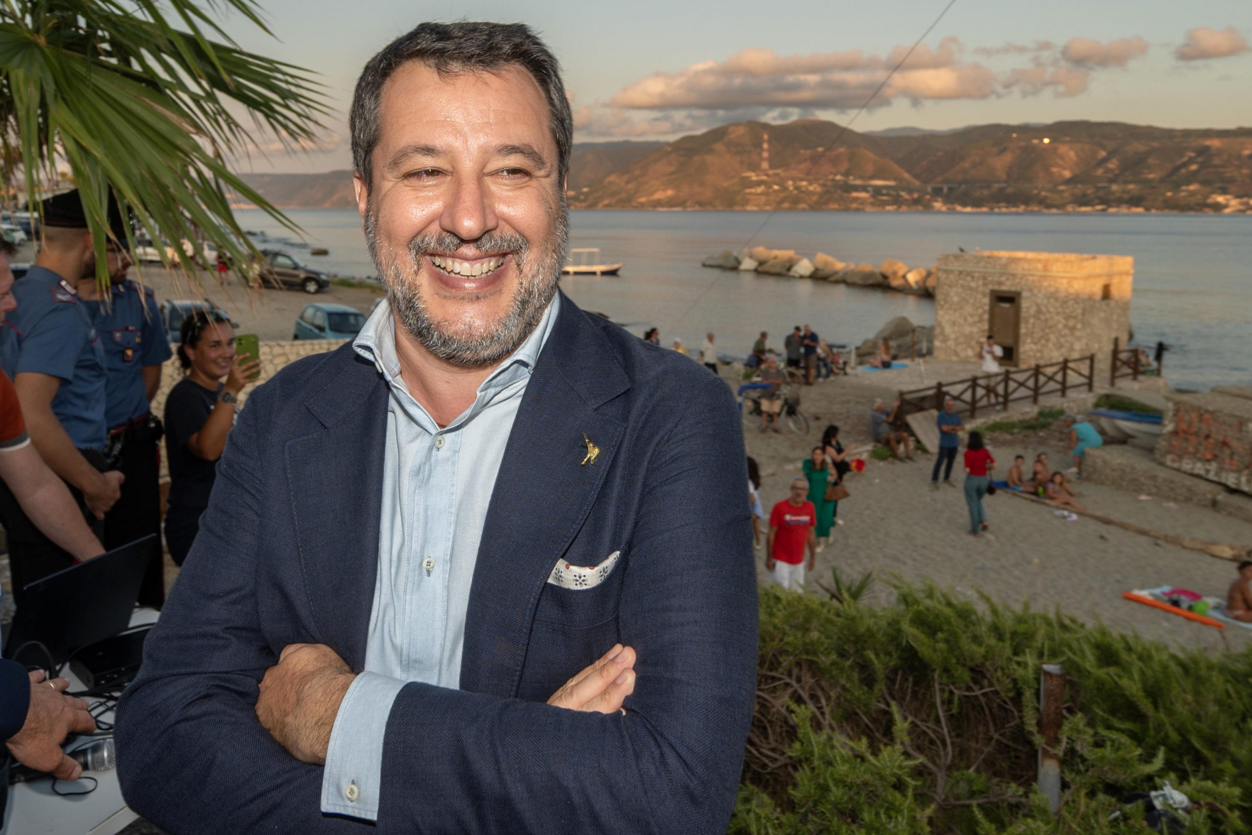 Meno selfie più cantieri: l’estate di Salvini fra Ponte e countdown olimpico Meno selfie più cantieri: l’estate di Salvini fra Ponte e countdown olimpico