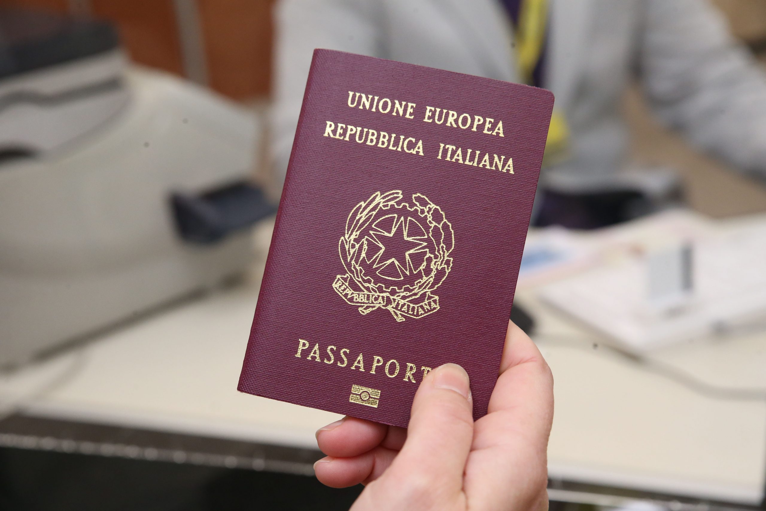 poste italiane rivoluzione rapida per il rilascio dei passaporti
