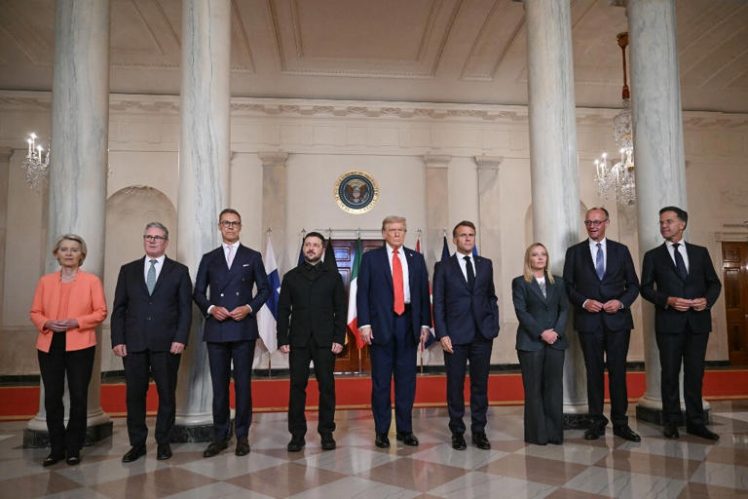 In corso il summit multilaterale tra Trump e i leader europei In corso il summit multilaterale tra Trump e i leader europei