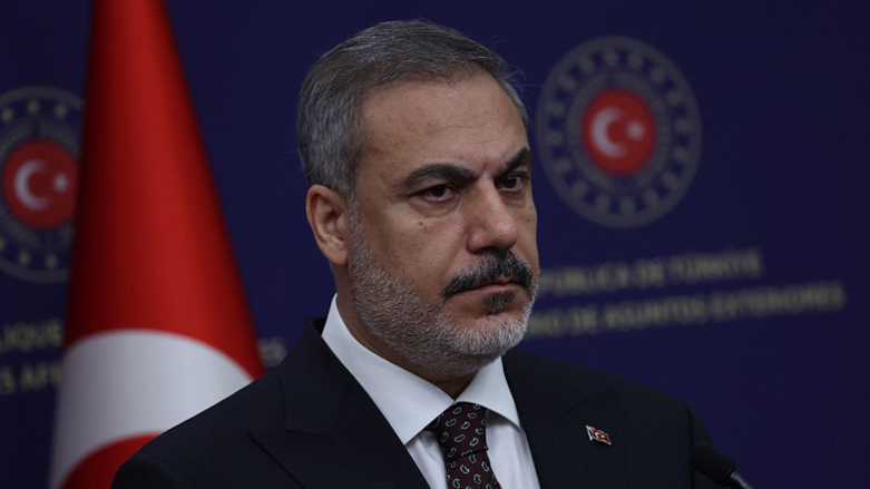 la turchia chiude con israele stop a navi ed aerei