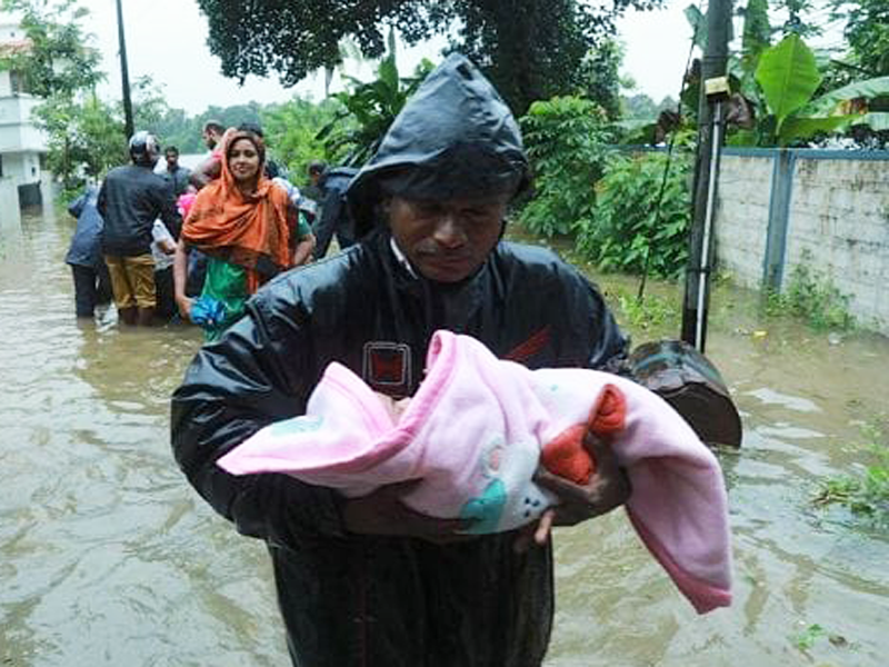 India: crolli, inondazioni, morti VIDEO