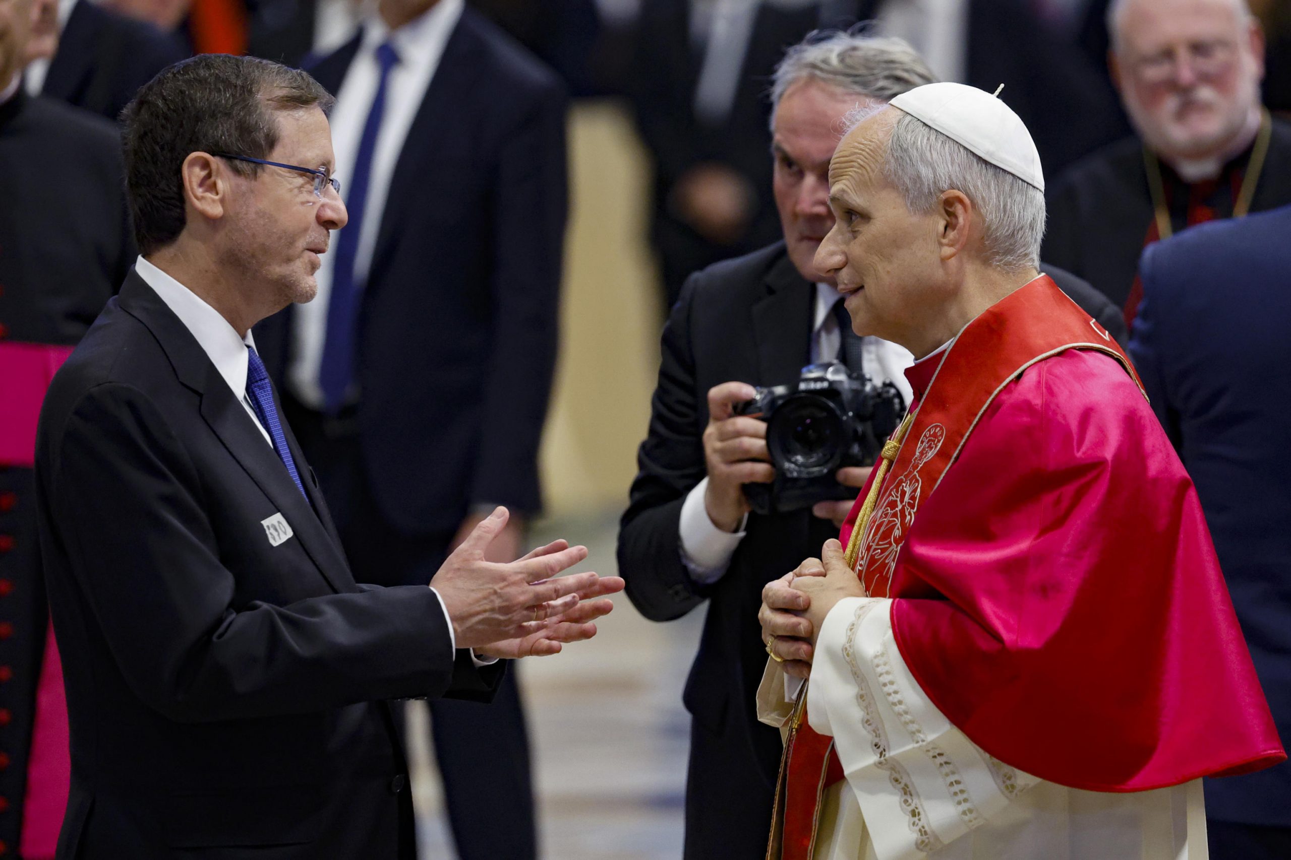 herzog dal papa pax christi vuole leone a gaza