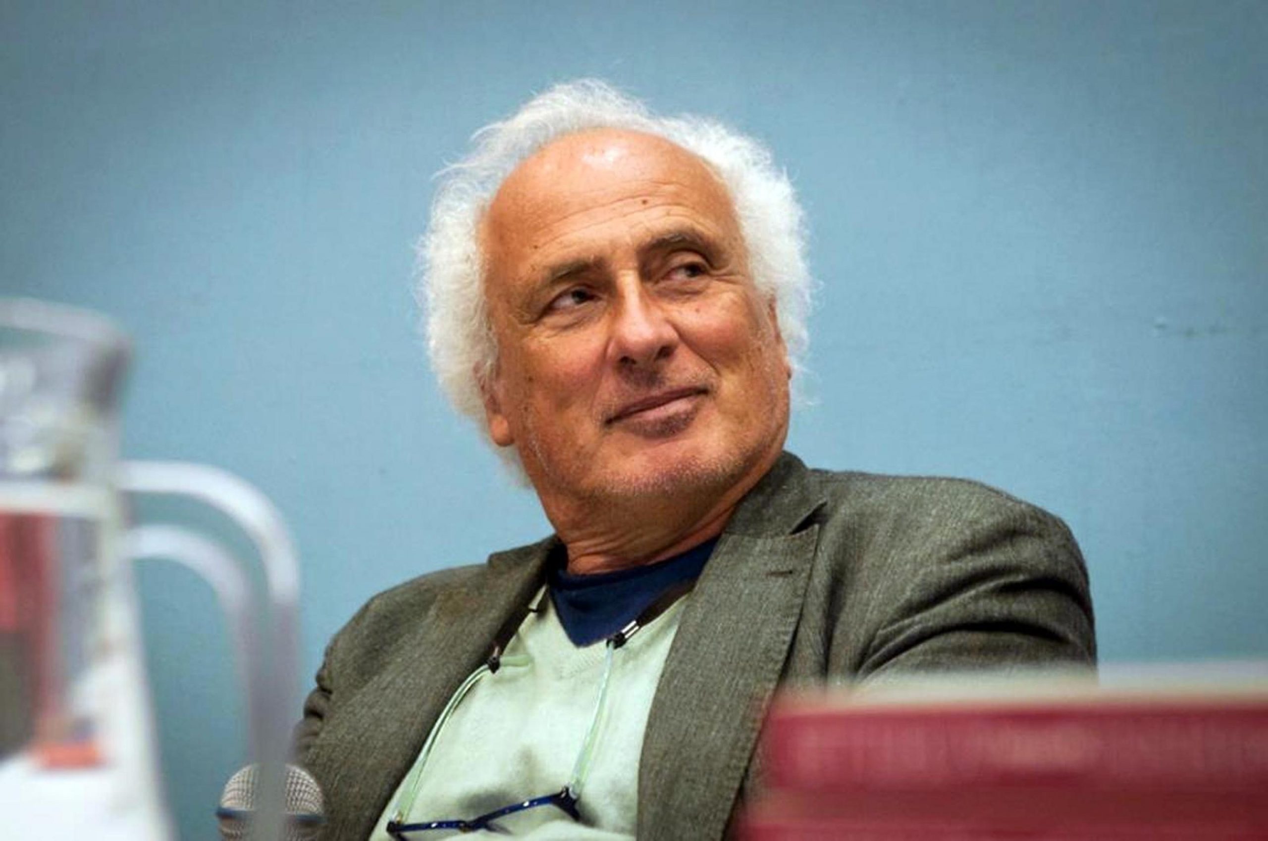 morto stefano benni lo scrittore aveva 78 anni