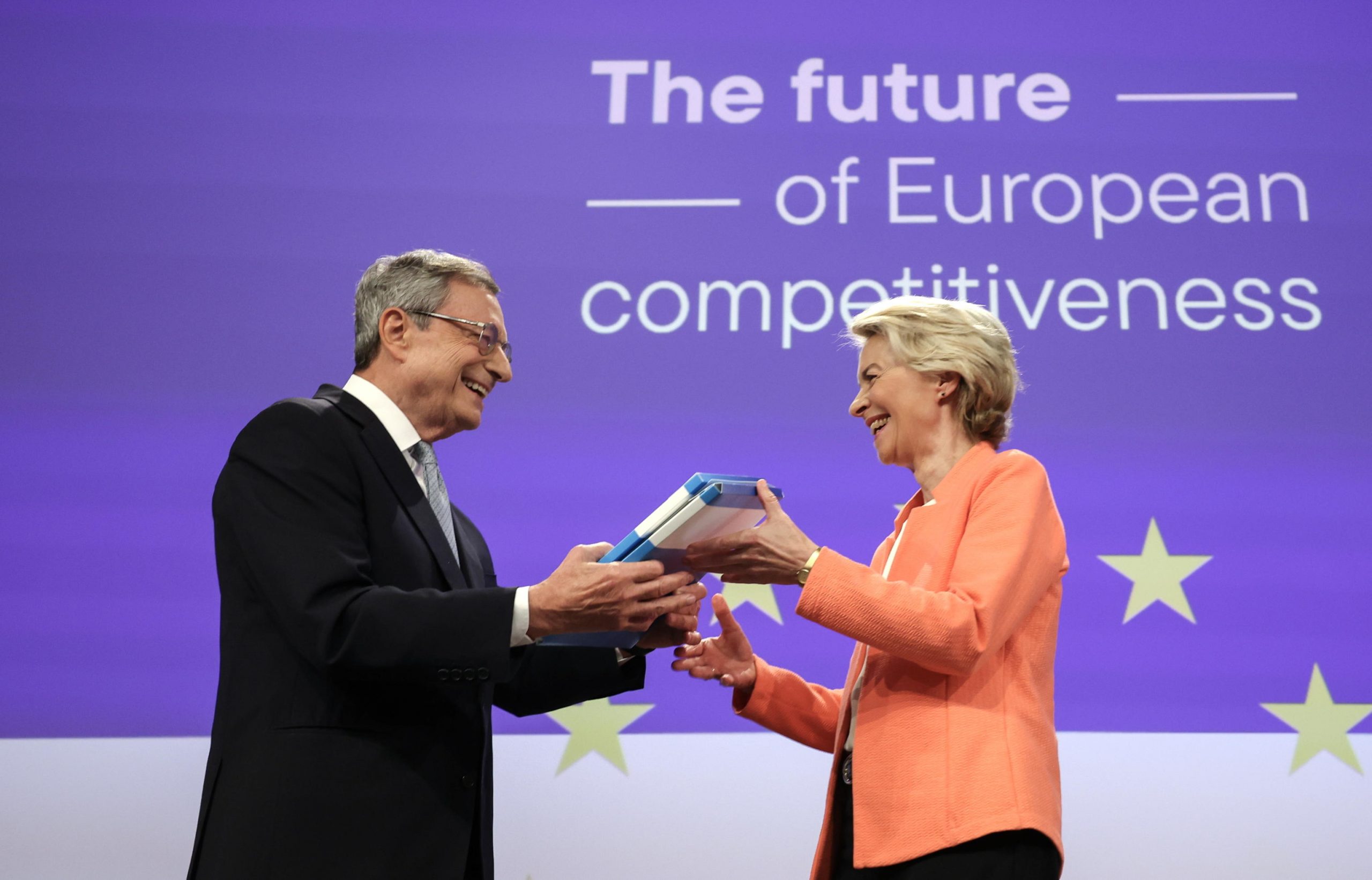 Ursula: “Grazie, Mario”. Dopo un anno fatto solo l’11% di ciò che suggeriva. Draghi: Cittadini delusi