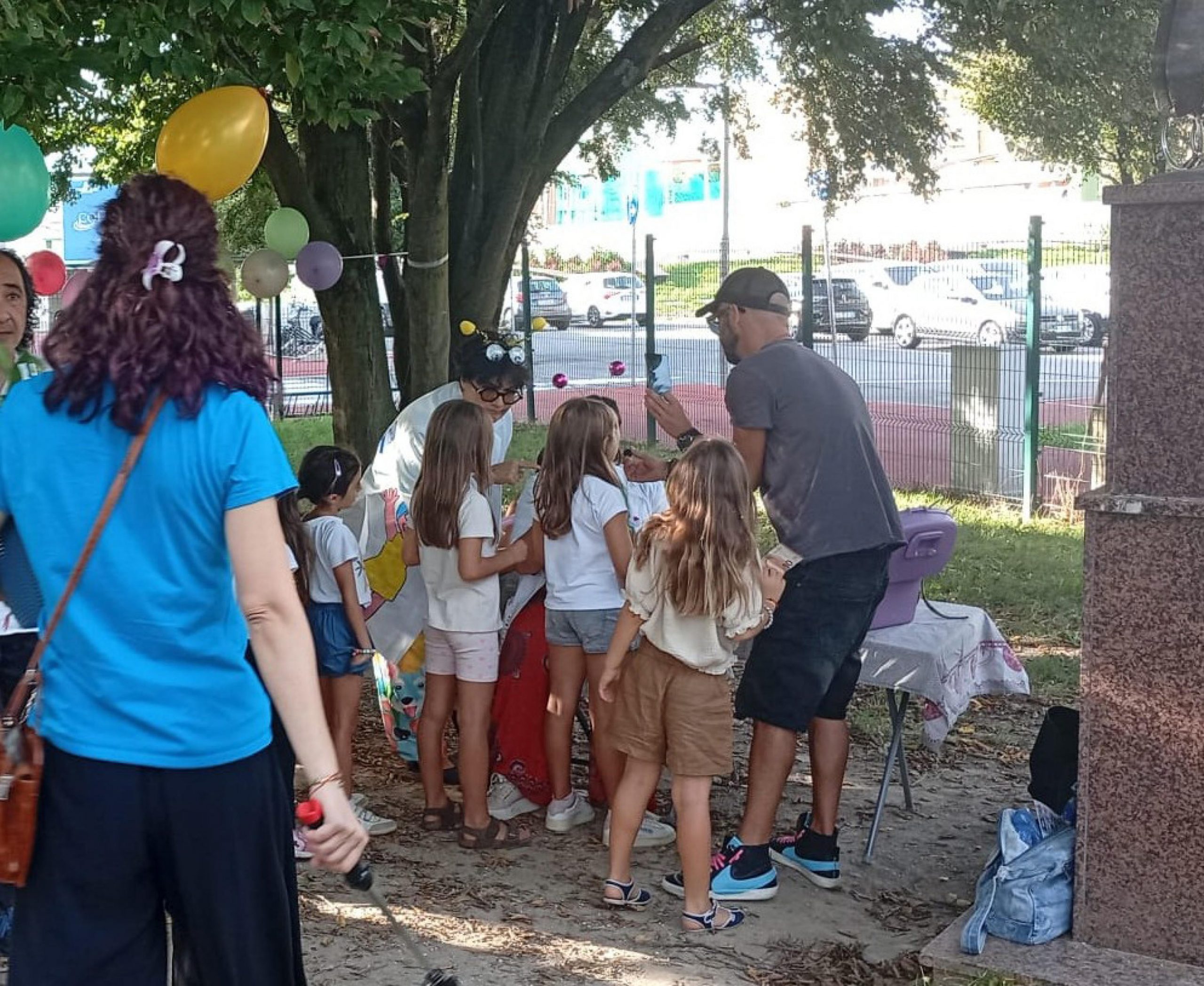 Padova, in cento al compleanno del bimbo autistico: dopo l’appello della madre l’abbraccio della comunità