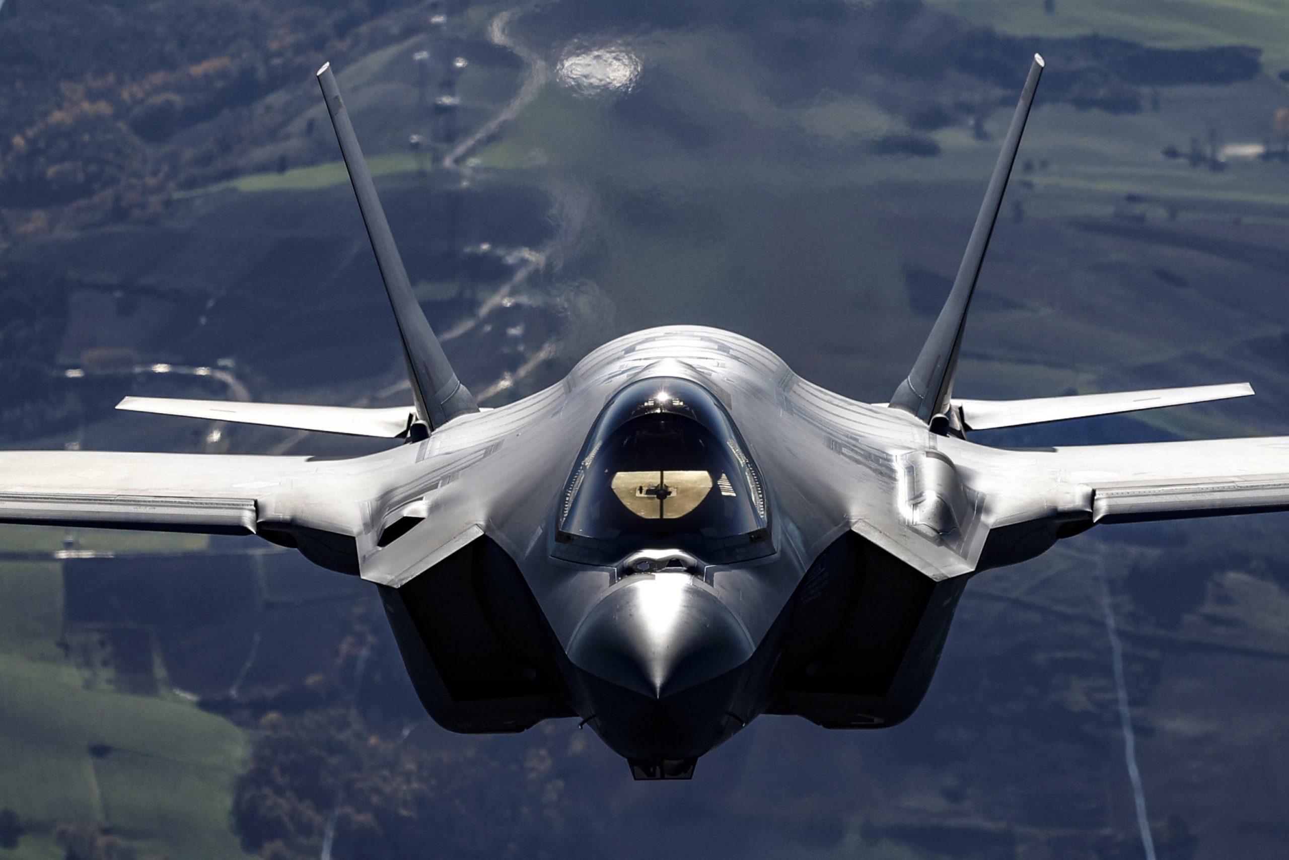 F 35 italiani intercettano Mig russi che avevano sconfinato in Estonia