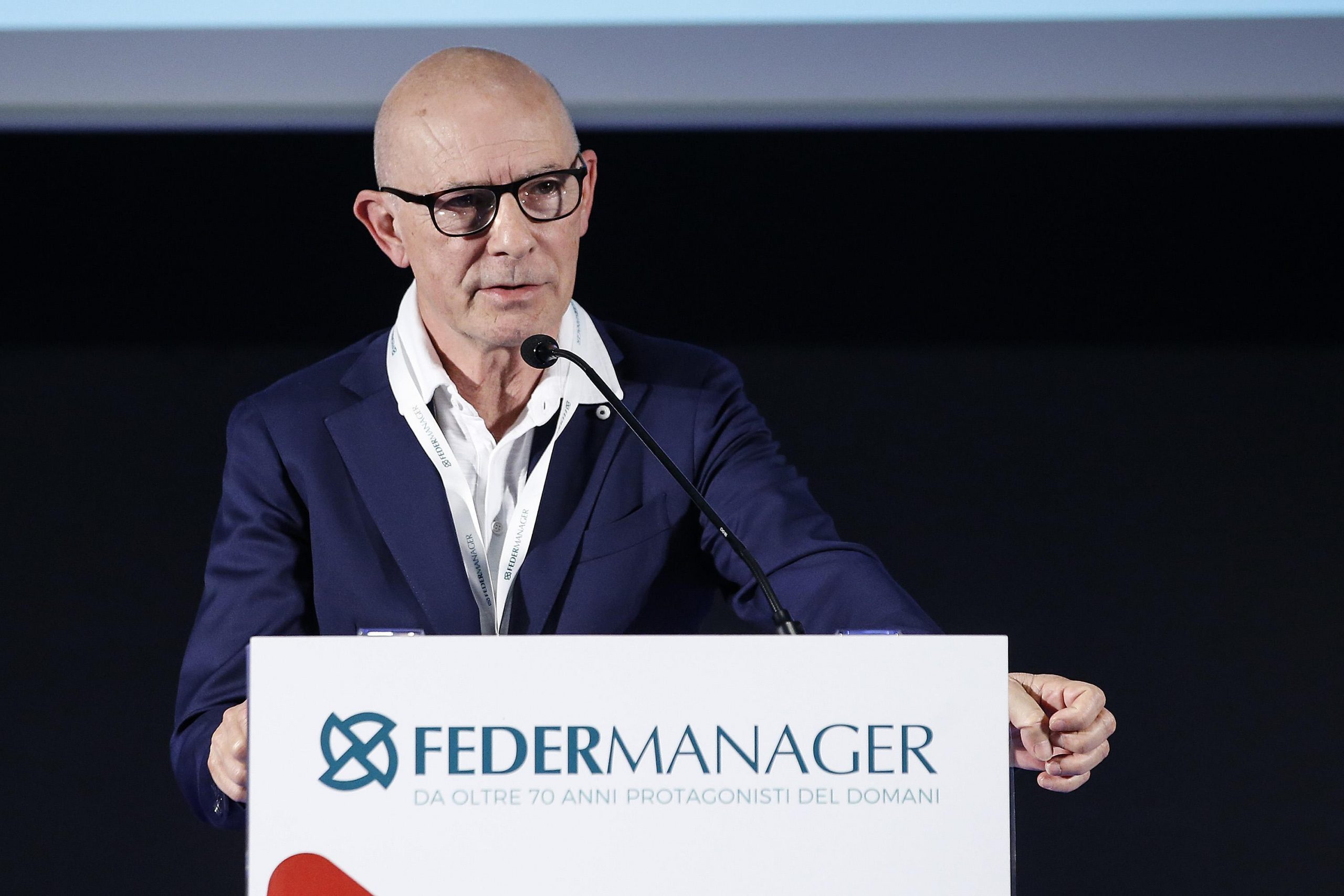 Riccardo Zucconi (FdI): “Smartphone e minori, servono regole chiare e sui salari un Patto per il Lavoro””