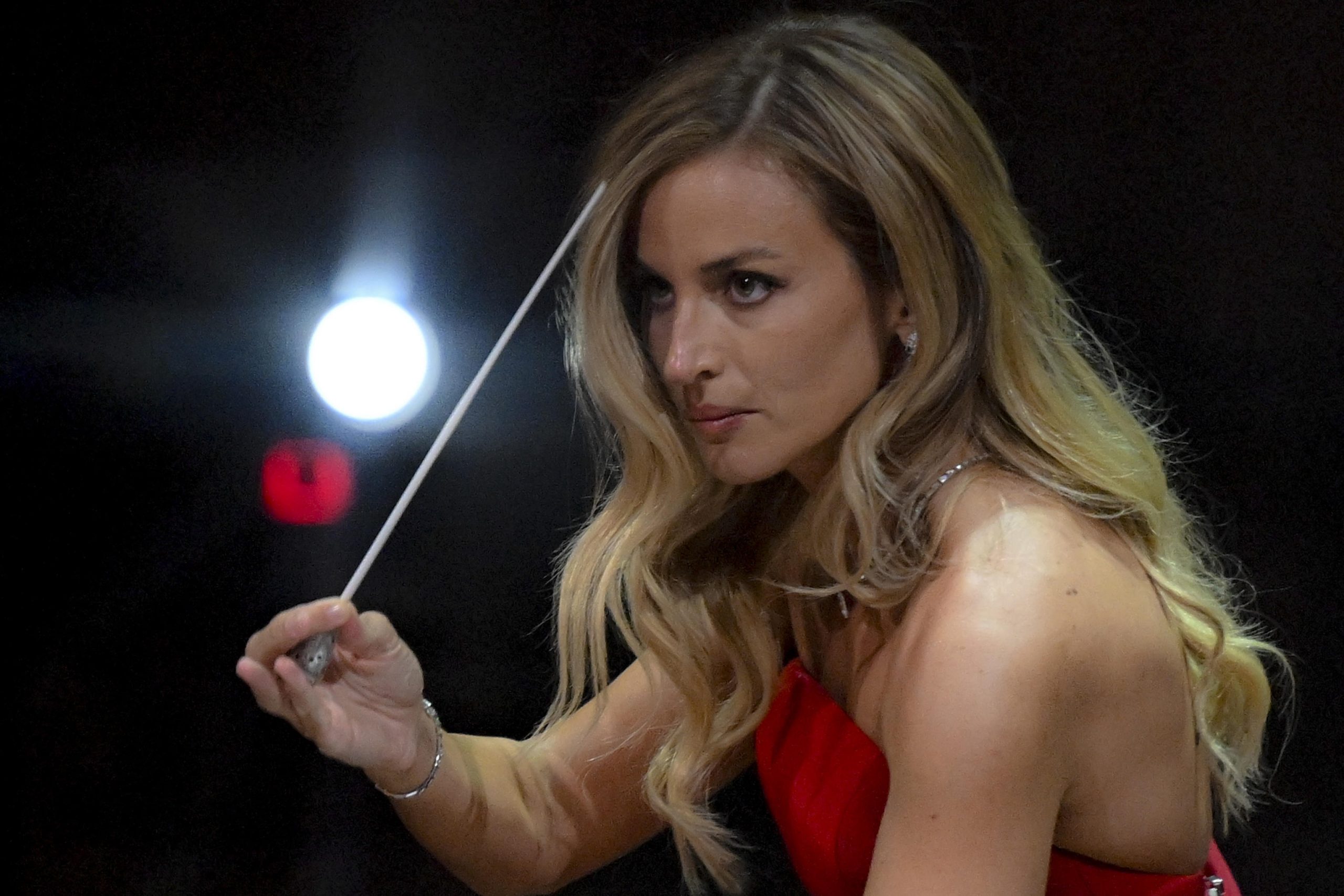 l8217orchestra de la fenice non vuole beatrice venezi