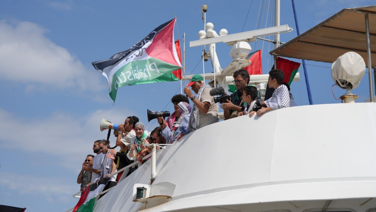 Nuovo intoppo per la Global Sumud Flotilla. Manovre israeliane a Gaza City Nuovo intoppo per la Global Sumud Flotilla. Manovre israeliane a Gaza City