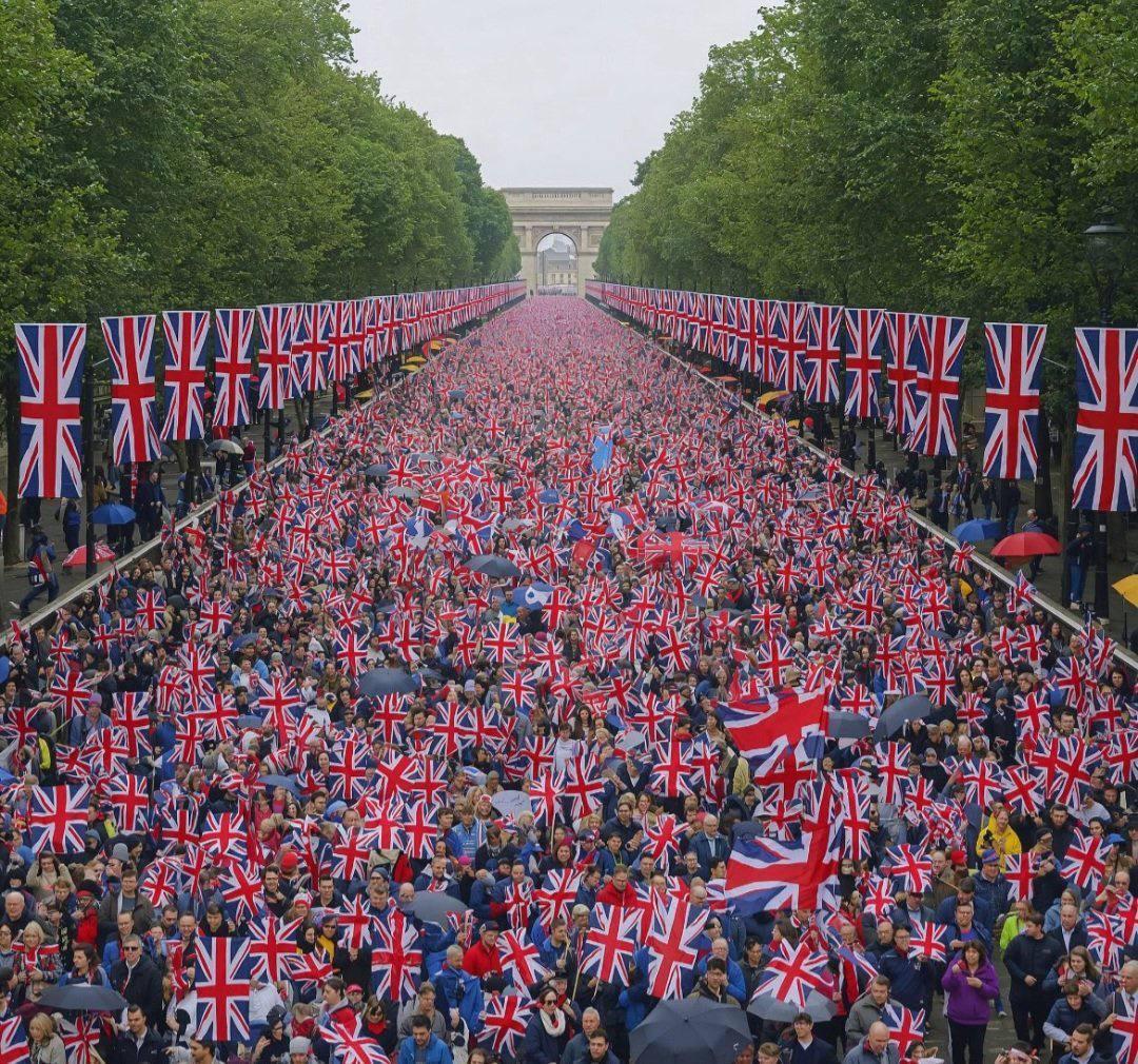 gran bretagna starmer minimizza i numeri di united kingdom robinson replica 3 milioni in piazza