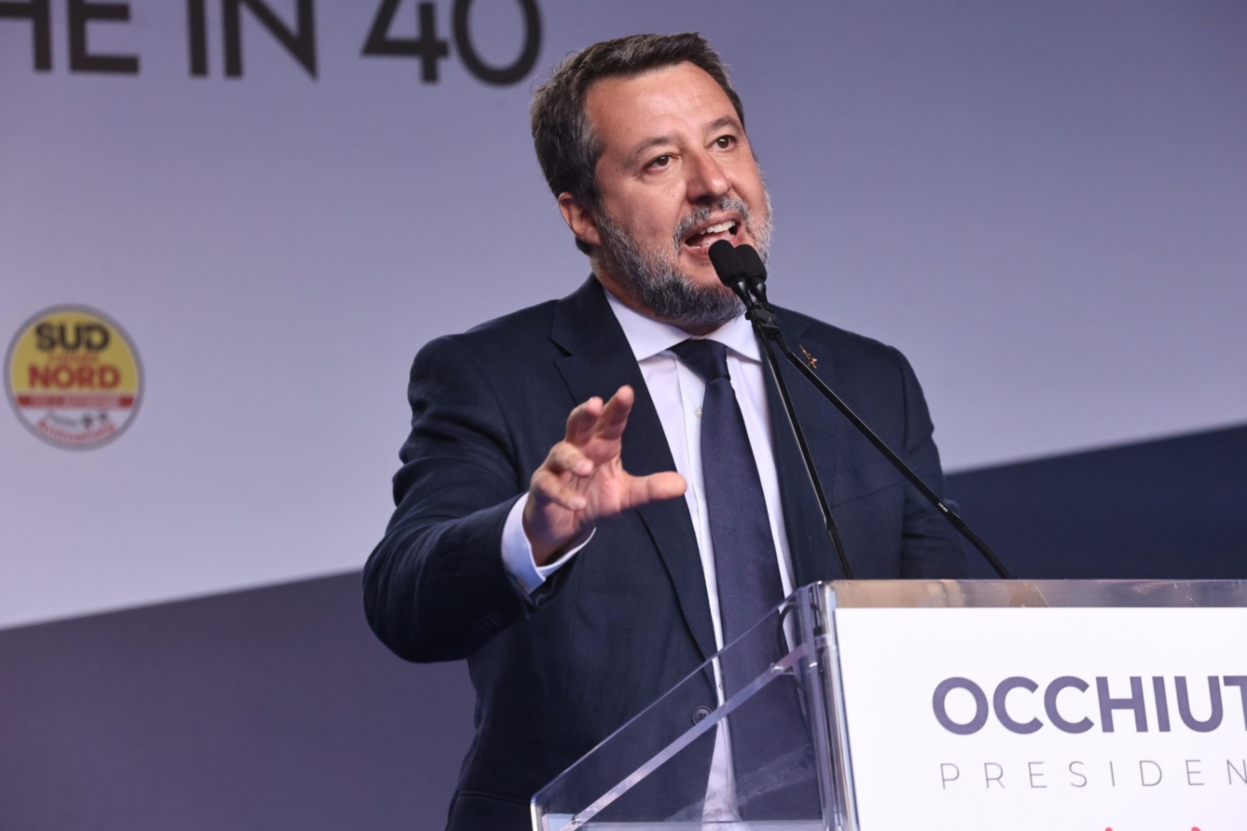 Salvini: “Sciopero? No precettazione per dar una chance al dialogo”