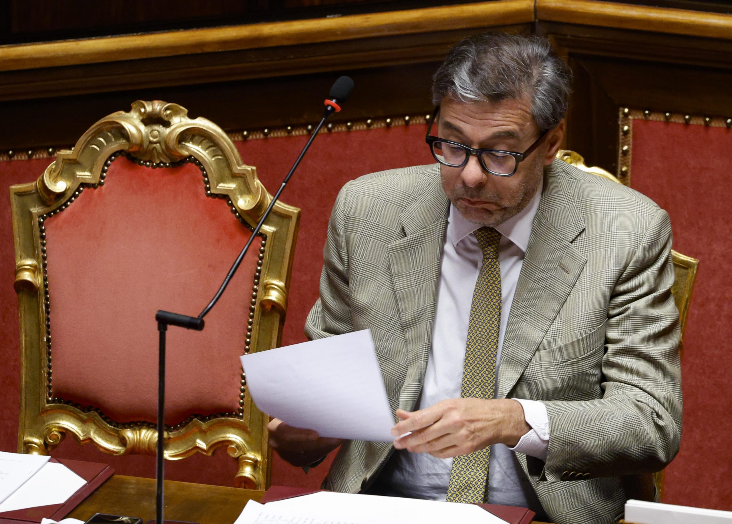 tagli investimenti e difesa tutti i numeri della manovra
