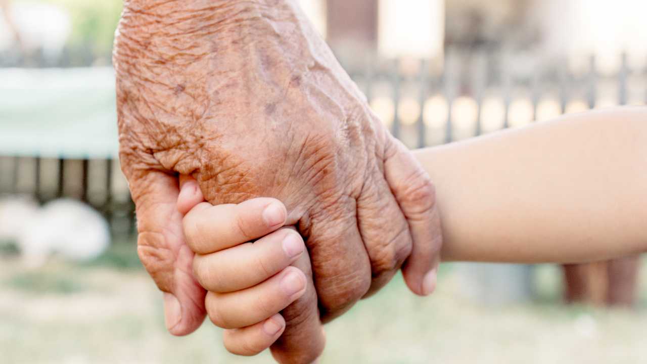 Festa dei Nonni: perché si festeggia proprio il 2 ottobre
