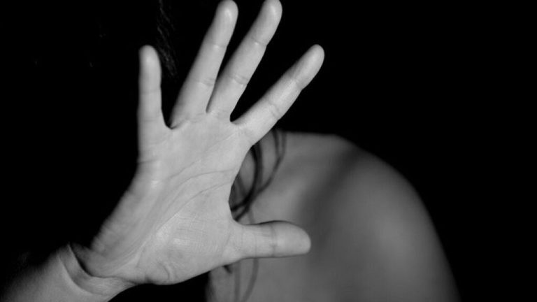 giovani donne violenza