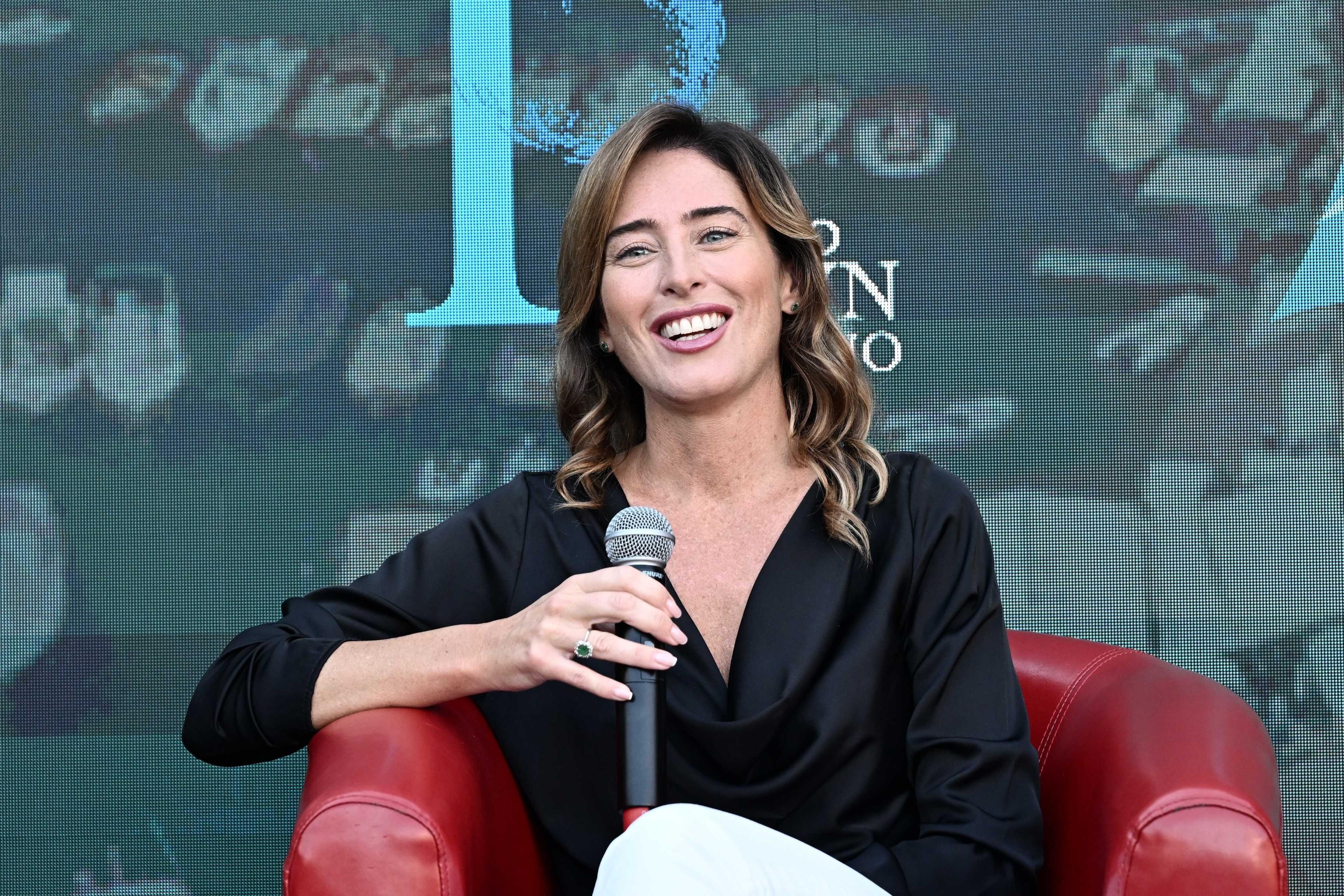 maria elena boschi dall8217ultimo litigio in tv al nuovo amore con vaccarella