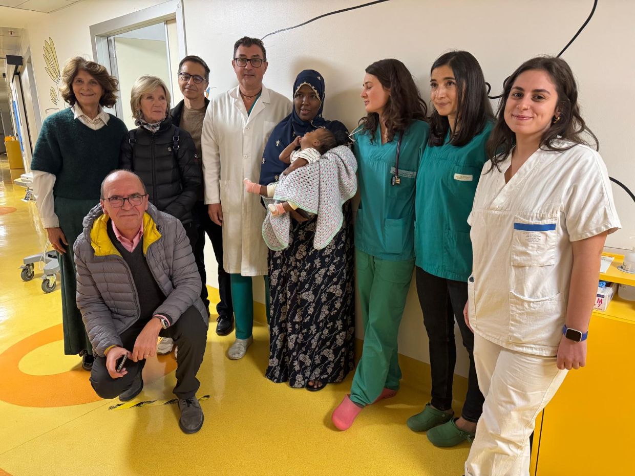 Bimbo dalla Somalia salvato a Torino da grave cardiopatia Bimbo dalla Somalia salvato a Torino da grave cardiopatia