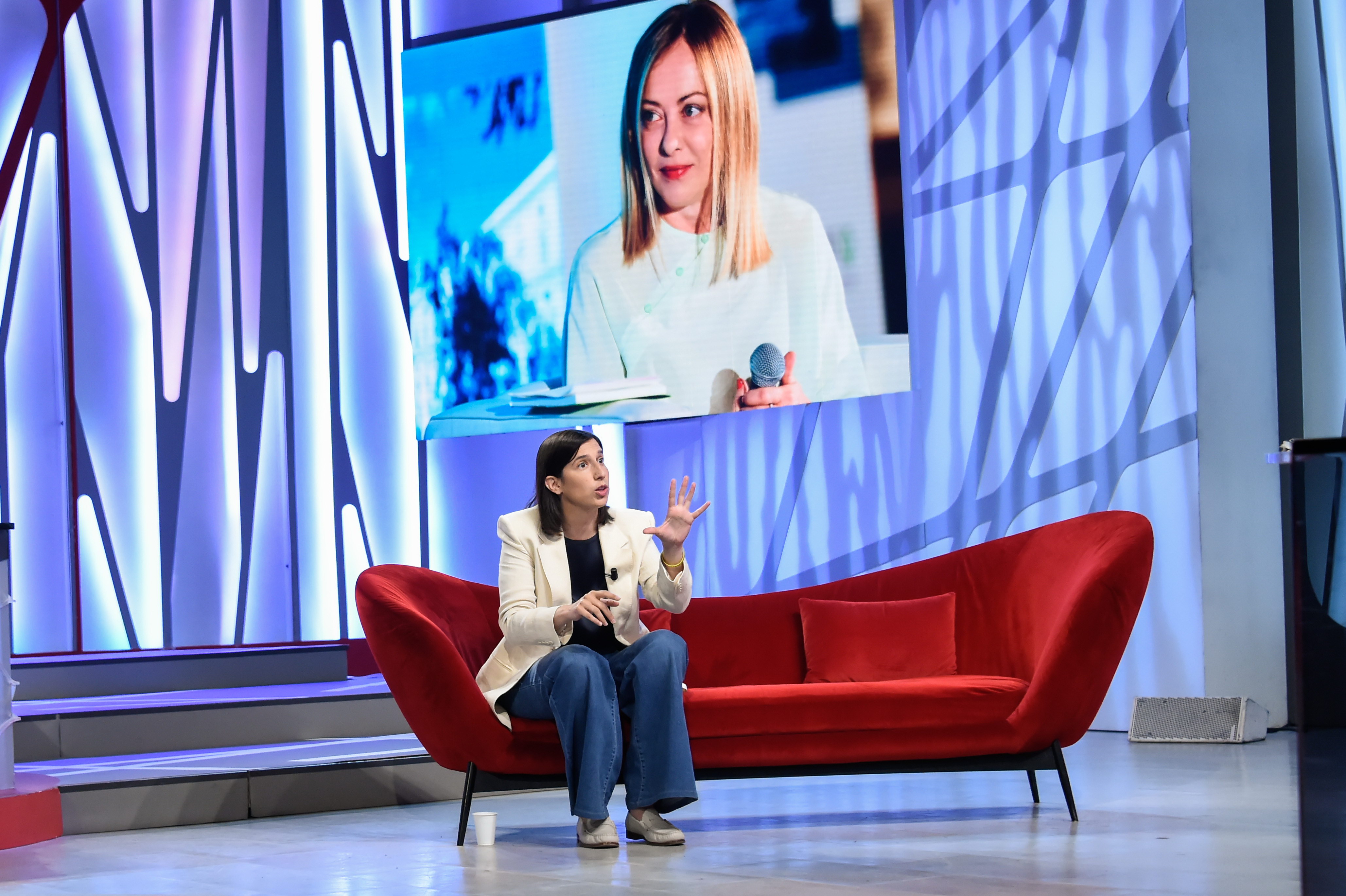 Bagarre Atreju: dal confronto Meloni Schlein al Royal Rumble