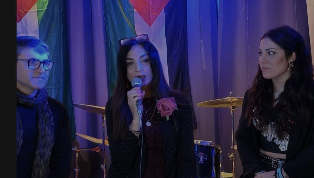 Alba Amorini e il suo primo racconto: come un dolore può cambiare il nostro mondo interiore Alba Amorini e il suo primo racconto: come un dolore può cambiare il nostro mondo interiore