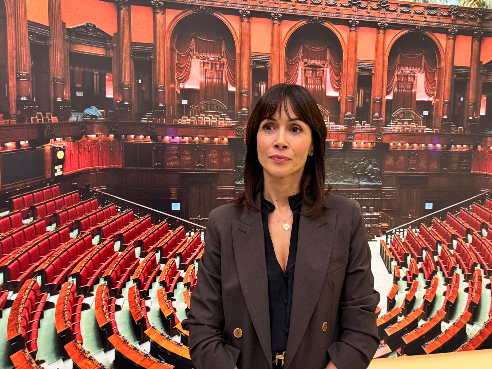 Un passo necessario: Carfagna presenta la legge per dare tutela agli orfani di femminicidio