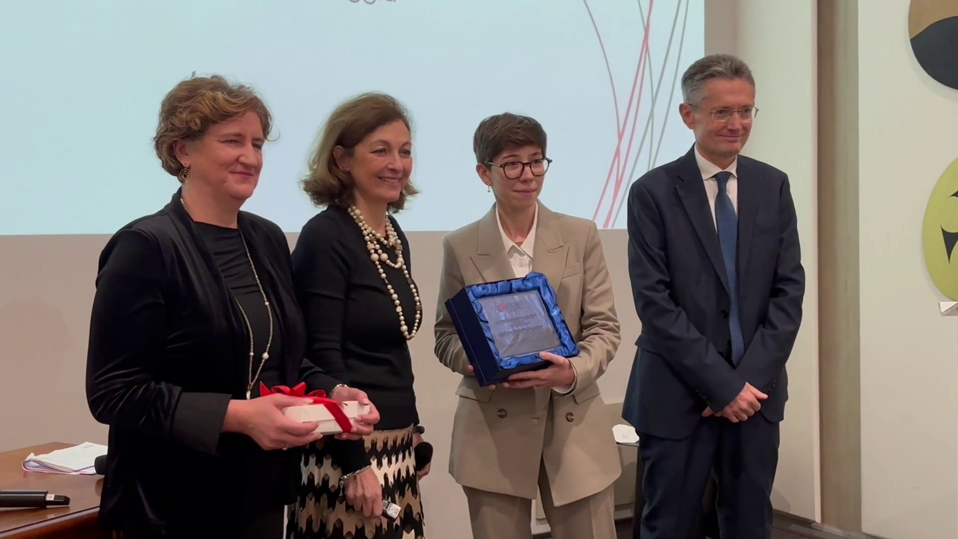 Università, Intesa Sanpaolo premia sei tesi di laurea sulla disabilità